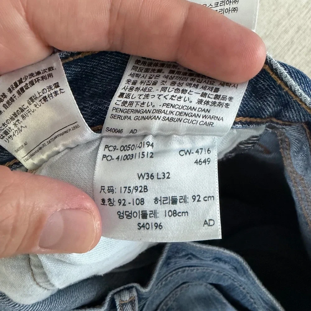 Levis 501 Original Fit Blue‎ Denim Jeans W32 L29 Distressed